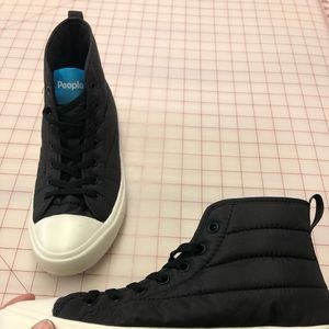 NWOT Quilted Hi-Tops